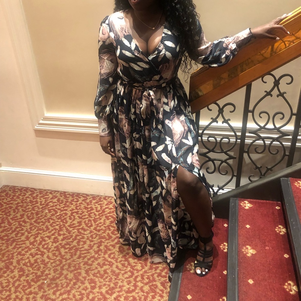 Dress - Picture 4 of 4